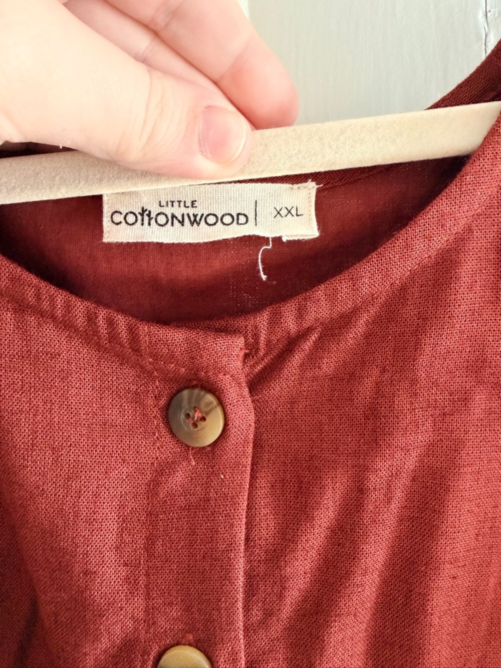 Little Cottonwood red linen dress - Picture 2 of 3